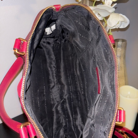 Marc Jacobs Red Satchel with Gold Chain - Picture 7 of 8